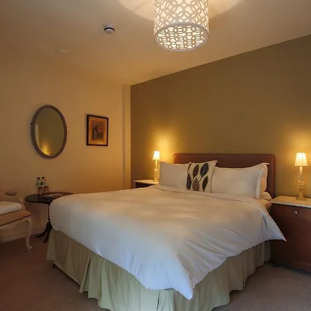 Fantinos Bed & Breakfast